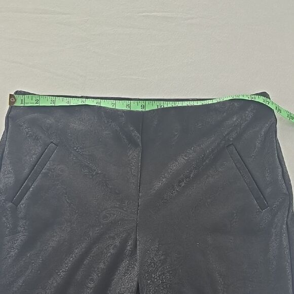 Chicos -154 Fabulously Slimming Black Foil Paisley Ankle Pants Sz 1.5 / Medium - Picture 6 of 8